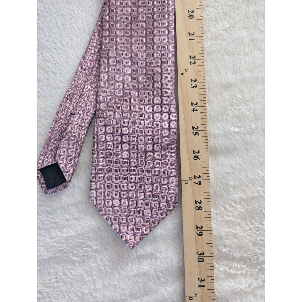 Brooks Brothers 346 Necktie Pink Geometric Silk Woven in Italy Mens OS Designer